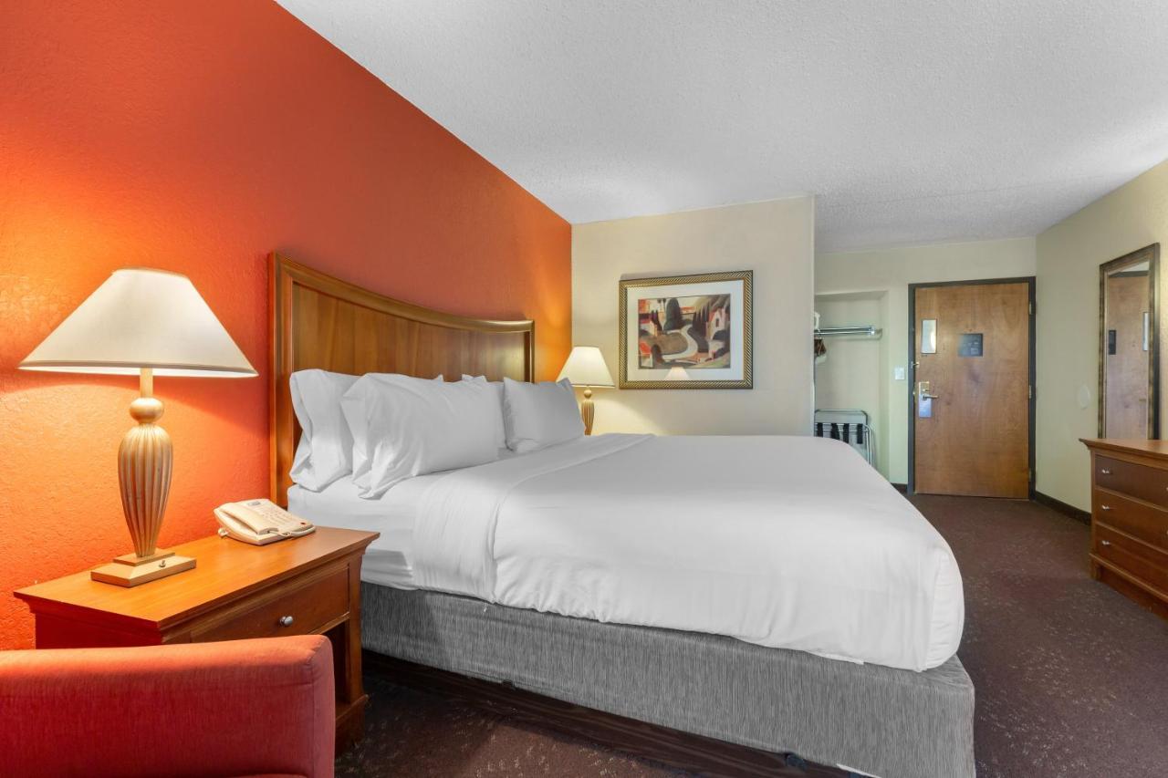 Holiday Inn Express Chicago-Downers Grove By Ihg Exteriér fotografie