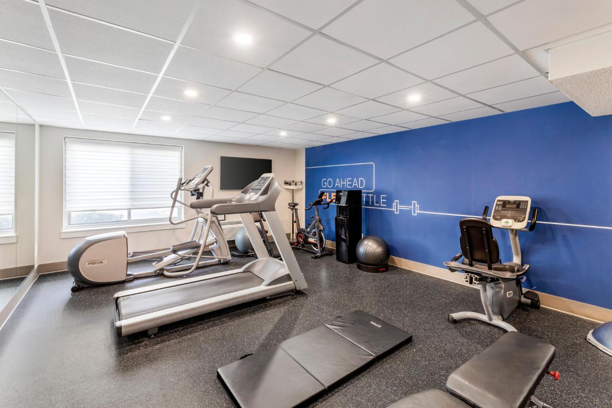 Holiday Inn Express Chicago-Downers Grove By Ihg Exteriér fotografie